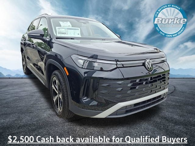 2026 Volkswagen Tiguan 2.0T SE in Deep Black Pearl — front three-quarter view